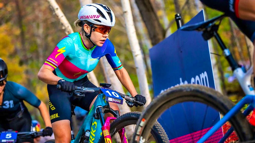 Sina Frei on her way to her fourth podium finish in the fourth North American race of the season