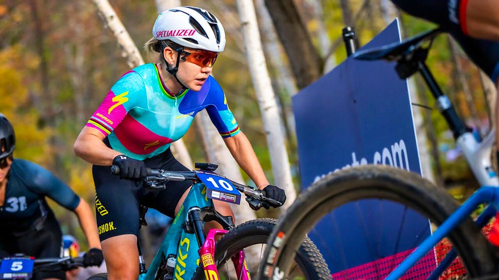 Sina Frei unterwegs zum vierten Podestplatz im vierten Nordamerika-Rennen der Saison