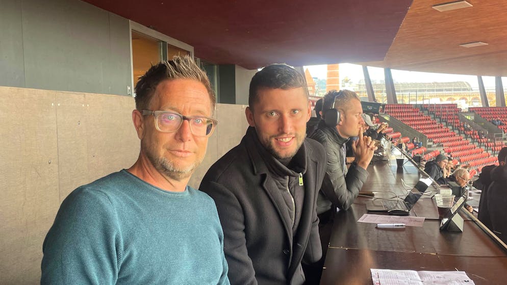 Erster Auftritt nach Vertragsauflösung: Ex-FCZ-Verteidiger Fabio Daprelà zusammen mit blue News Leiter Sport Online Michael Wegmann am FCZ-Spiel.