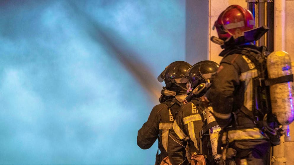 Family of four dies in house fire in Spain - Gallery. The fire department was unable to save the family. (symbolic image)