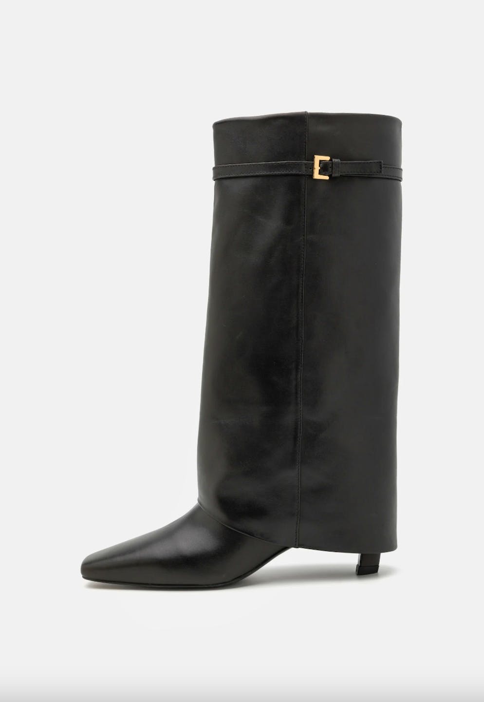 Trend-Alarm 9: Stiefel mit weitem Schaft und Ugg Boots. Stiefel «Evita» von Alohas für 420 Franken, via Zalando.