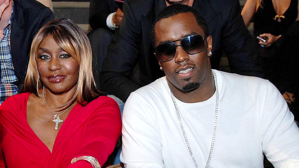 Accusato di traffico sessuale e abusi. La madre di Sean «Diddy» Combs difende il figlio: «Merita il tribunale per dimostrare la sua innocenza»