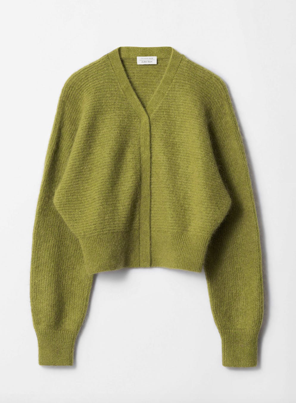 Trend-Alarm 3: Cardigans. Gerippte Strickjacke aus Mohair-Mix von & Other Stories für 149 Franken.