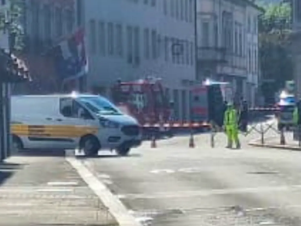 Mehrere Strassen in Bad Zurzach AG sind abgesperrt. 