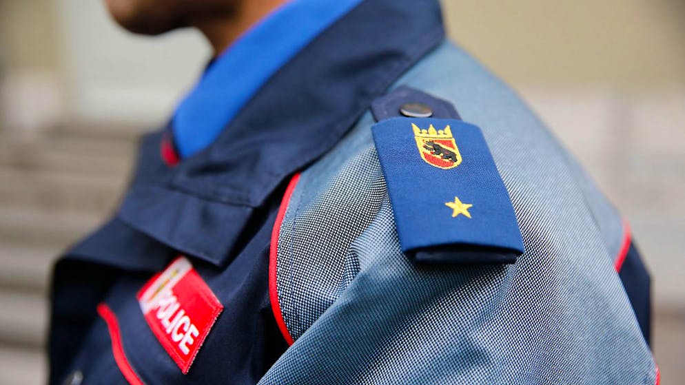 Die Kantonspolizei Bern sucht Zeugen des Vorfalls in Biel. (Symbolbild)