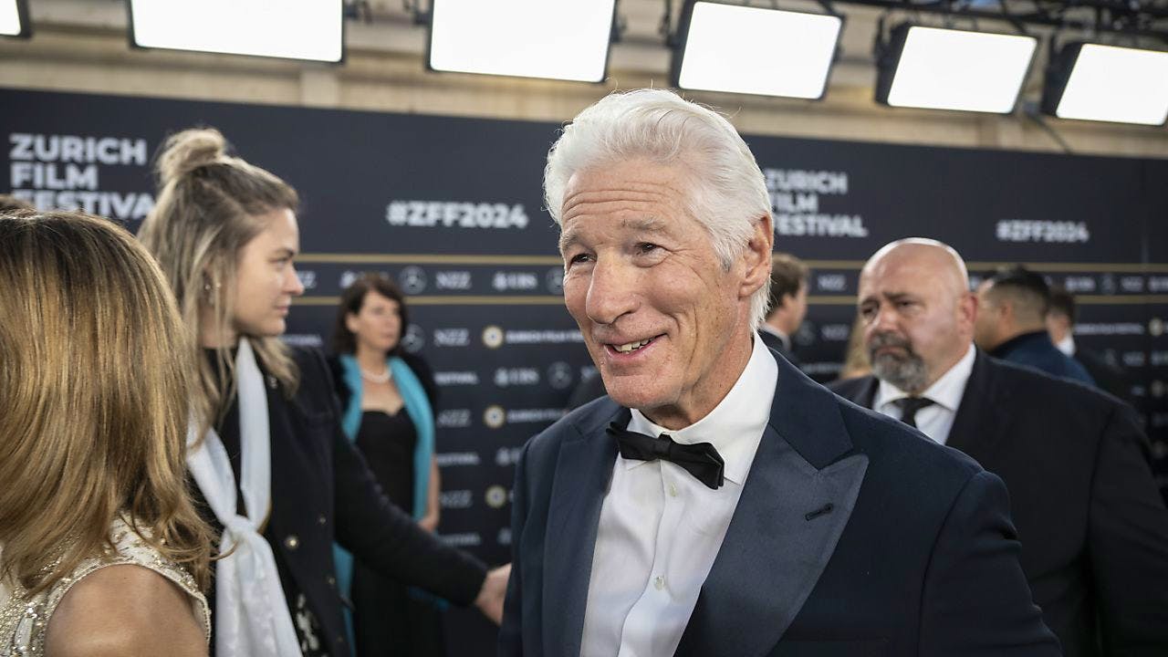 Movie. Richard Gere still makes women scream at 75