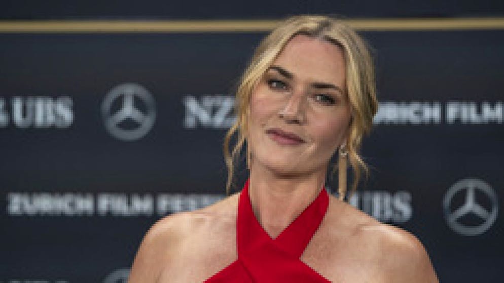 Kate Winslet hat am 20. Zurich Film Festival ihren Film "Lee" über die Kriegsreporterin Lee Miller (1907-1977) vorgestellt. Im Gespräch macht die Schauspielerin und Produzentin des Films deutlich, wie wichtig ihr dieser Film ist, der die Arbeit von Kriegsreporterinnen und -reportern würdigt.