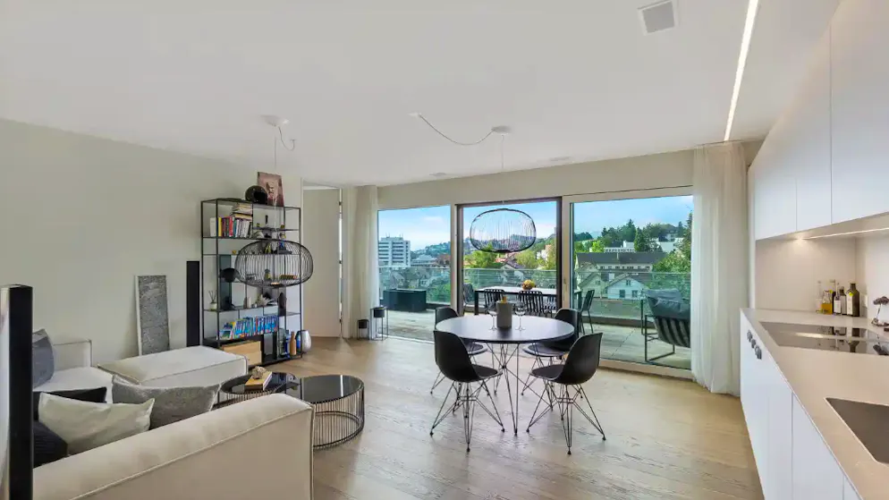 Millions for 2 rooms in Zurich. You'll have to dig deep into your pockets for this apartment
