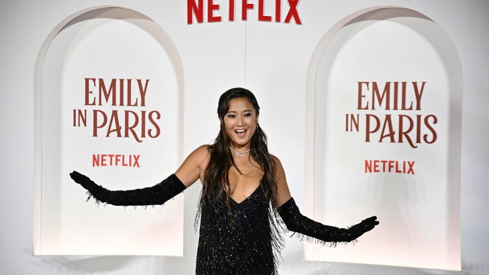 L'attrice Ashley Park posa durante la presentazione della stagione numero 4 di "Emily in Paris"a Roma