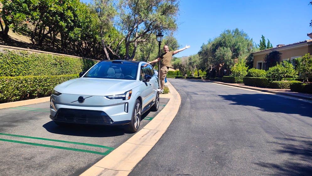 Ist der Volvo EX90 ein rollendes Sofa?