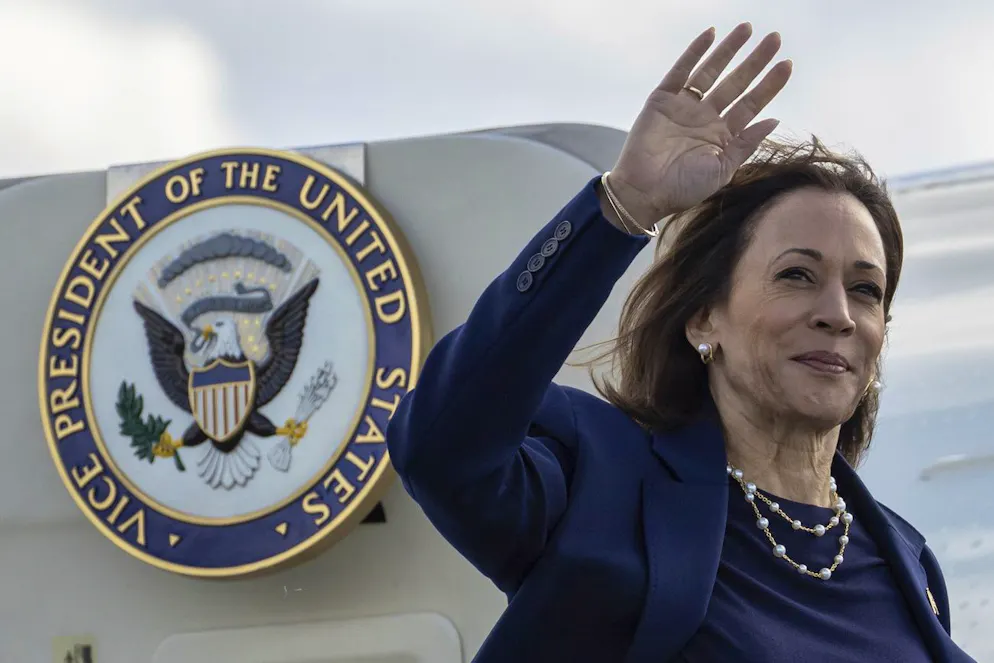 La candidate démocrate a enchaîné des interviews très différentes, sur des supports très différents, après avoir évité pendant des semaines les médias, sujet sur lequel son rival Donald Trump ne cessait de la tacler.