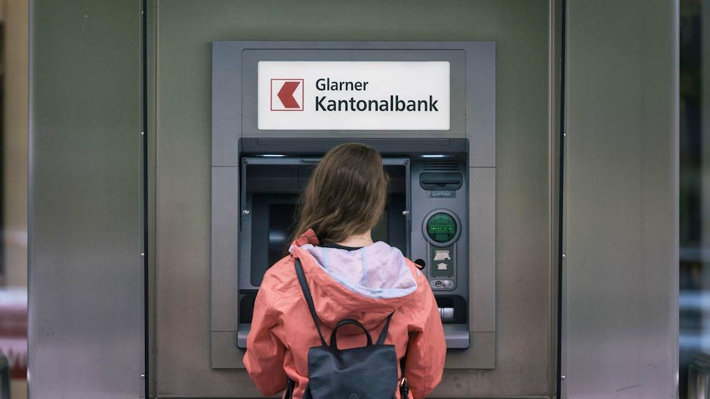 Experts classify. Why Generation Z doesn't want to save money