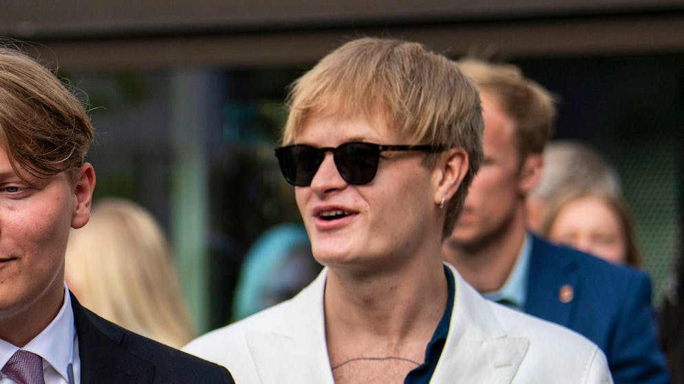 Norvegia. Il figlio della principessa Mette-Marit viola (più volte) l'ordine restrittivo di una sua ex