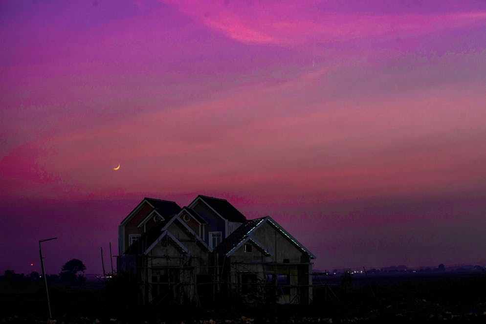 Comet with tail in the evening western sky - Gallery. Tsuchinshan Atlas is above the night sky in western Java in Indonesia.