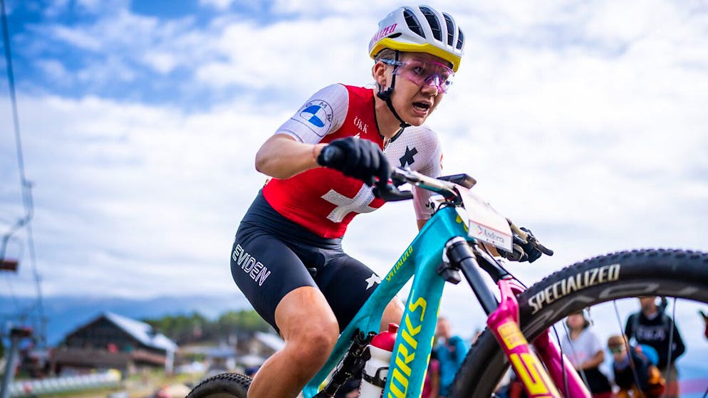 Sina Frei kürt sich im letzten Rennen der Saison zur Gravel-Europameisterin. (Archivbild)