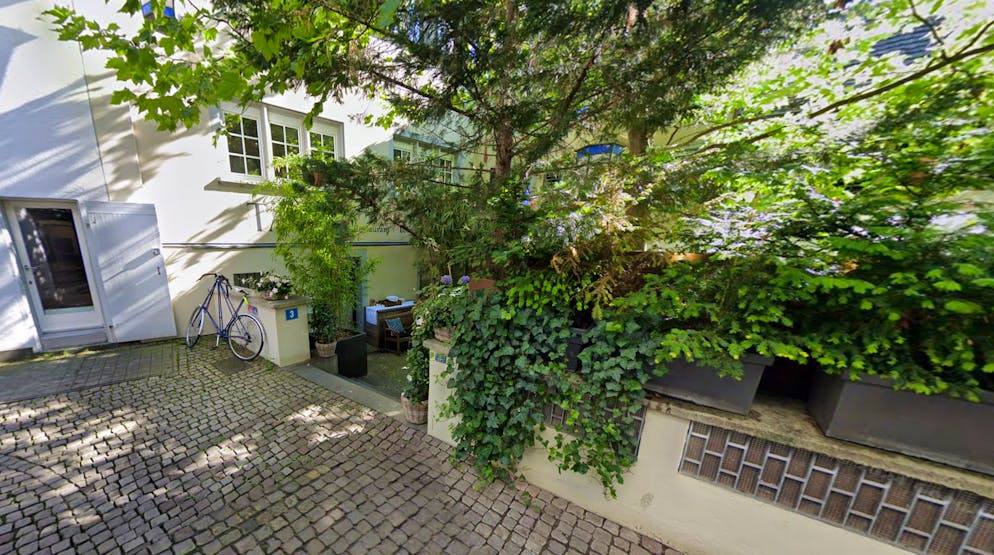 Das Tao's liegt an der Zürcher Augustinerstrasse, nur wenige Meter von der Bahnhofstrasse entfernt.