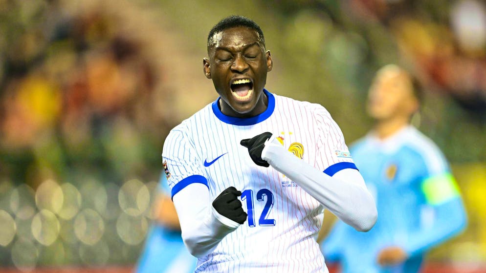 Randal Kolo Muani celebrates his 1:0.