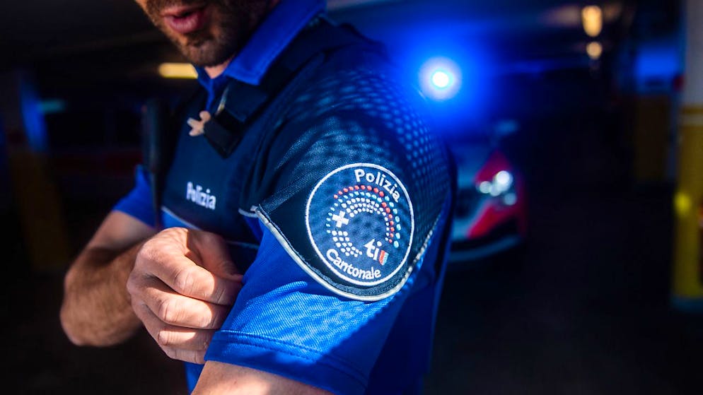 Die Tessiner Polizei erwischte einen Autofahrer, der massiv zu schnell unterwegs war. (Themenbild)