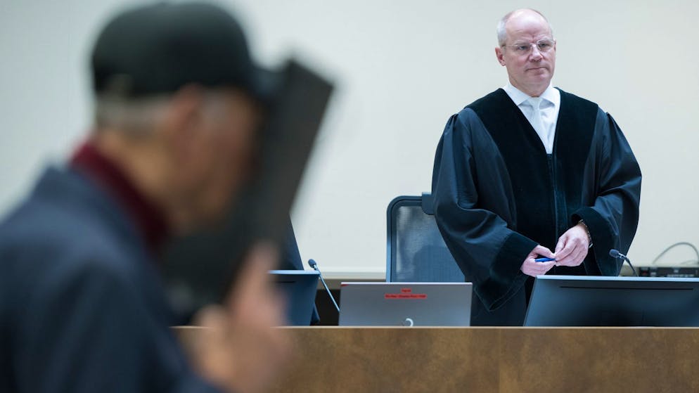 50 Jahre nach der Tat. Ex-Stasi-Offizier (80) kassiert 10 Jahre Haft