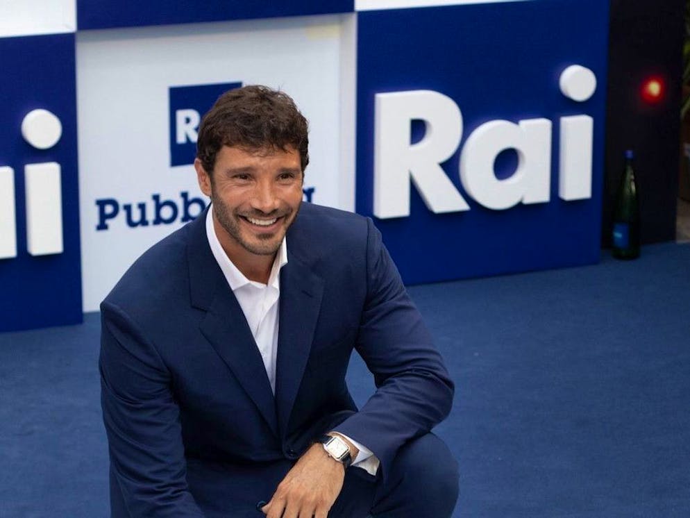 Grande successo per Stefano De Martino.