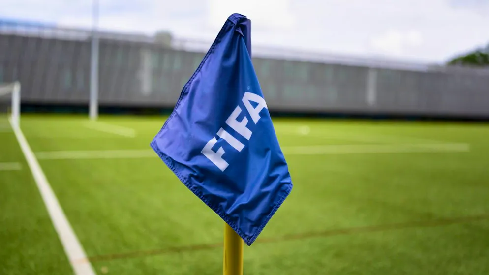 Règlement des transferts. Après l'arrêt Lassana Diarra, la FIFA ouvre «un dialogue global»