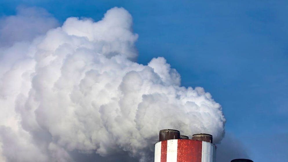 Der Kanton Basel-Stadt will prüfen, wie CO2 bei der Kehrichtverbrennung gespeichert werden kann - eine von 34 neuen Massnahmen zur Erreichung der Klimaziele. (Archivbild)