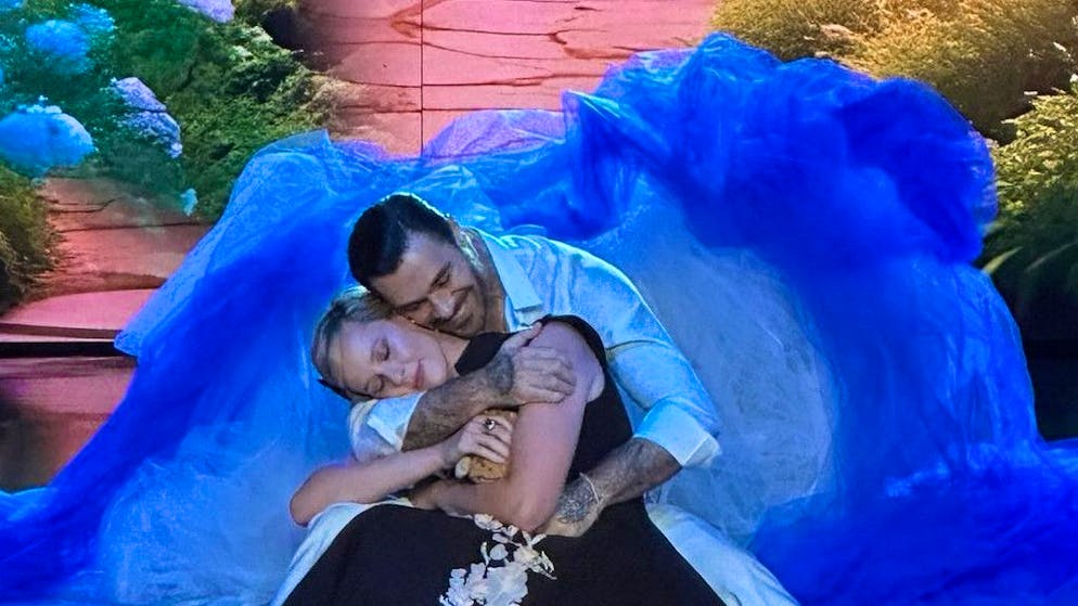 In TV. Federica Pellegrini a «Ballando con le Stelle»: un valzer per superare la bulimia