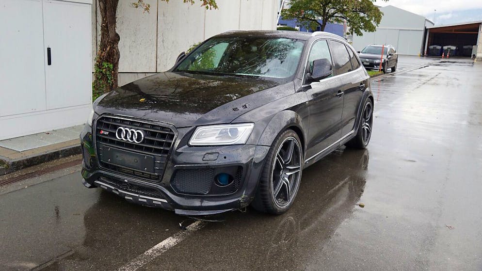 Der Mann war mit einem gestohlenen Fahrzeug unterwegs.