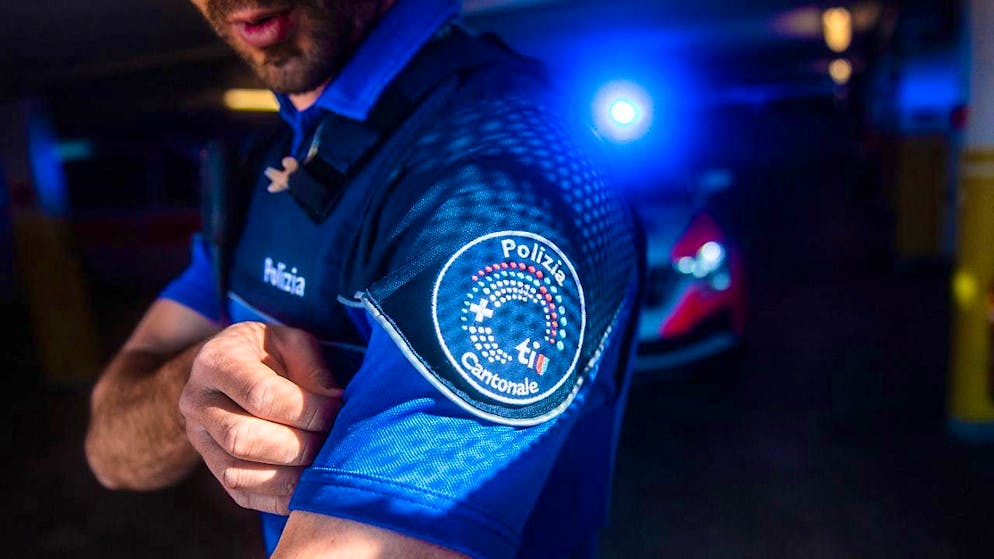 According to the Ticino cantonal police, around 20 people had to be evacuated.