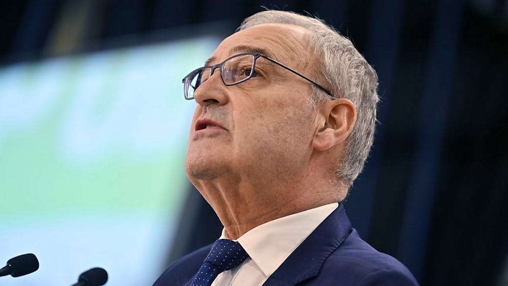 Il consigliere federale Guy Parmelin raccomanda un doppio "sì" il prossimo 24 di novembre alle modifiche apportate al diritto di locazione.