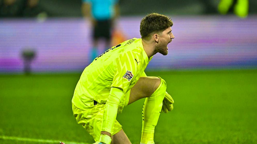 Screaming the frustration from his soul: Gregor Kobel