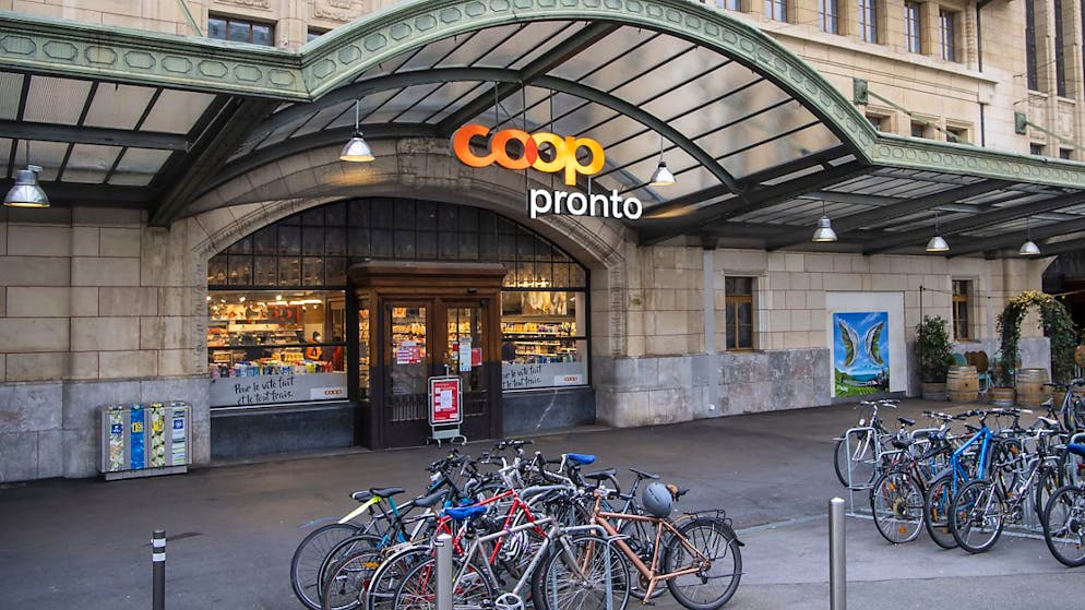 Die Coop-Pronto-Geschäfte werden auch künftig nach dem bisherigen Konzept im Franchise-System betrieben.
