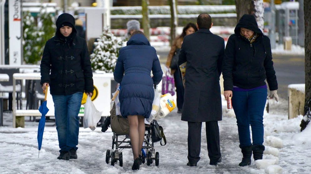 Boring winter fashion. As soon as it gets dark early, everyone is wearing black again