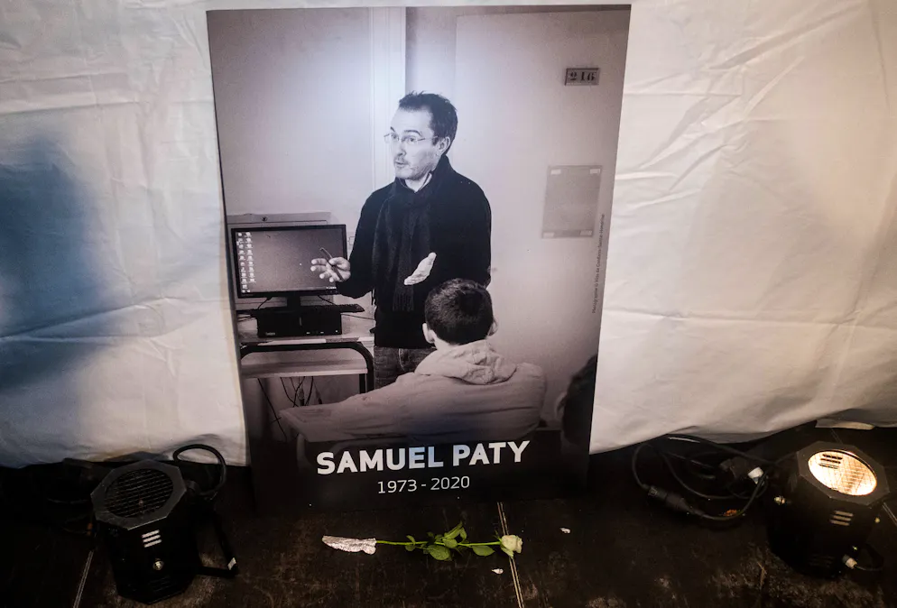 Mickaëlle Paty estime qu"'il n'y a eu ni réveil, ni sursaut" depuis l'assassinat de son frère.