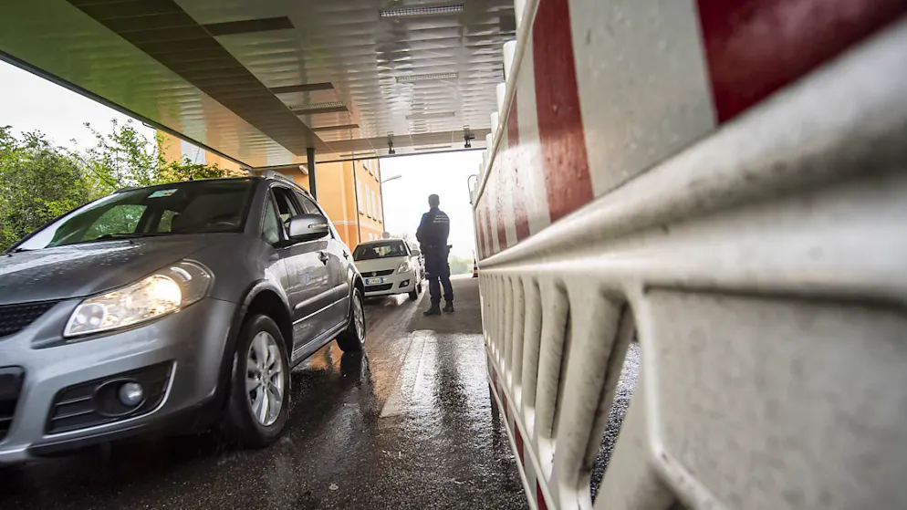 Governo. La franchigia per gli acquisti all'estero a 150 franchi dal 2025