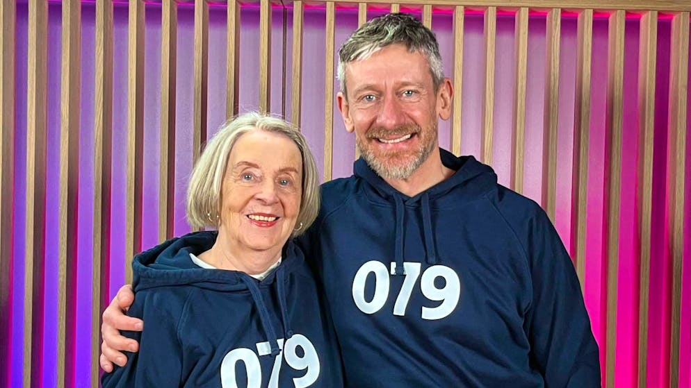 Vreni Brun (85) uses digital media every day. In collaboration with media trainer and expert Marcel Curien, she gives advice for senior citizens.