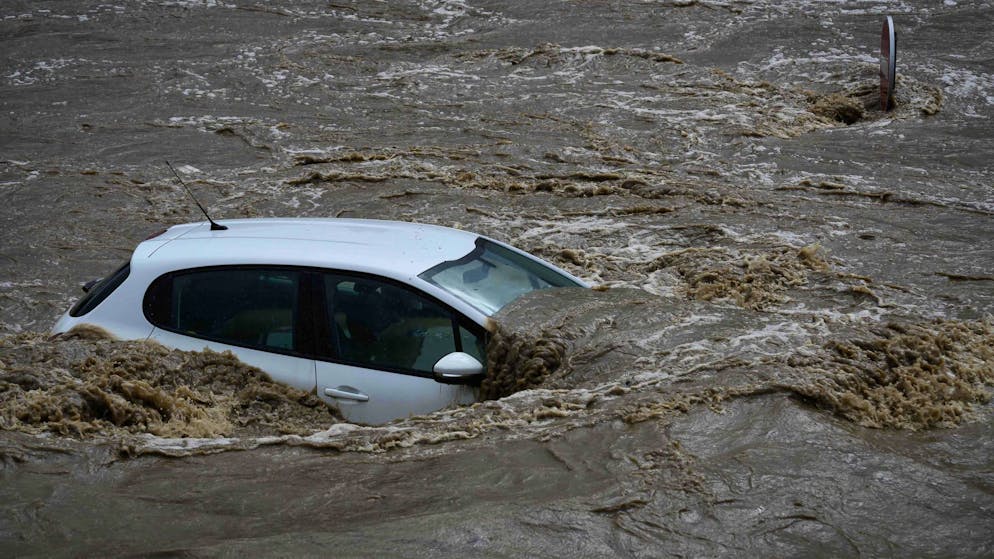 Unwetter mit starken Überschwemmungen in Teilen Frankreichs - Gallery. An einigen Orten Frankreichs kam es zu Regenfällen in seit langem nicht dagewesenem Ausmass.