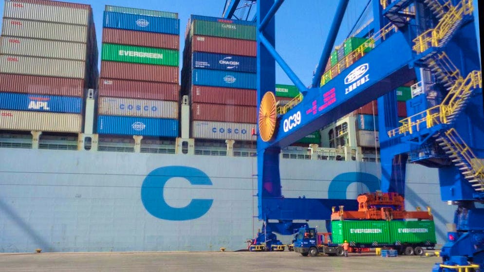 ARCHIVE - They did not want to support the "deadly war machine of the state of Israel", announced one of the left-wing trade unions that had called for the protest action. Photo: Takis Tsafos/dpa