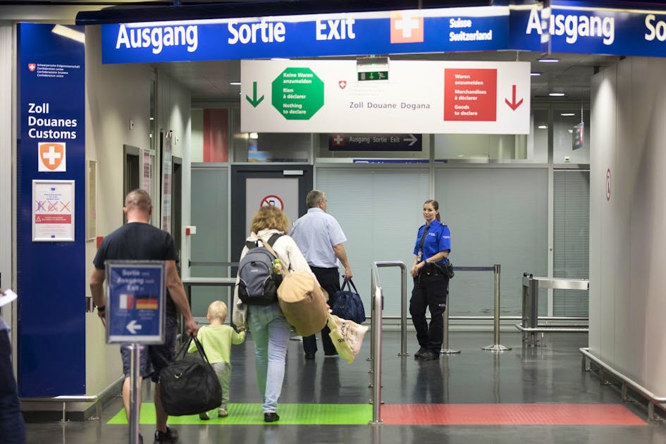 Valuefree limit at customs The 150franc limit also applies to