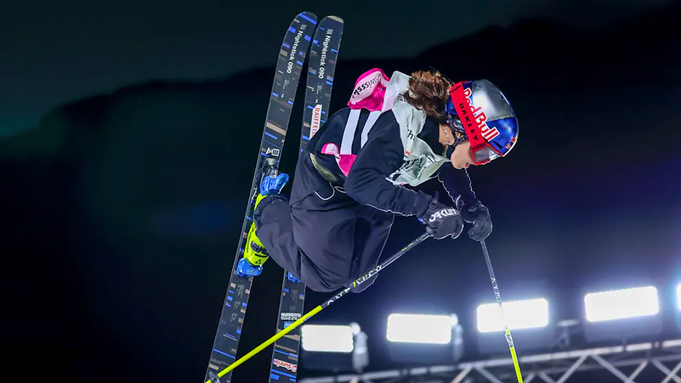 Mathilde Gremaud setzte sich am Big Air in Chur mit grossem Vorsprung durch