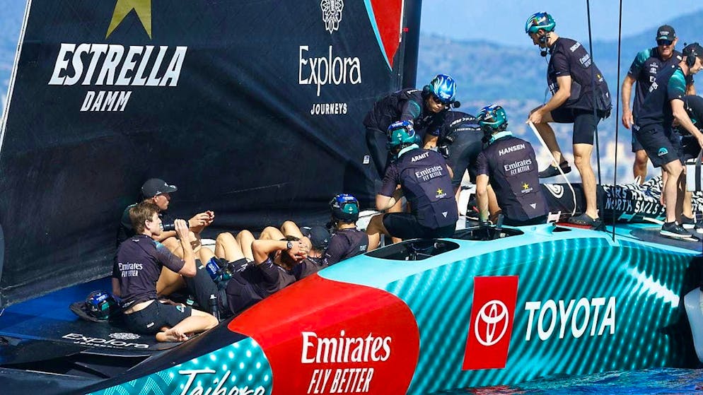Team New Zealand clinches the 37th America's Cup in the ninth duel.