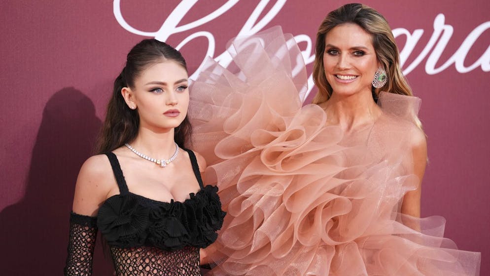 Distogliere lo sguardo o no?. Heidi e Leni Klum posano di nuovo insieme in biancheria intima