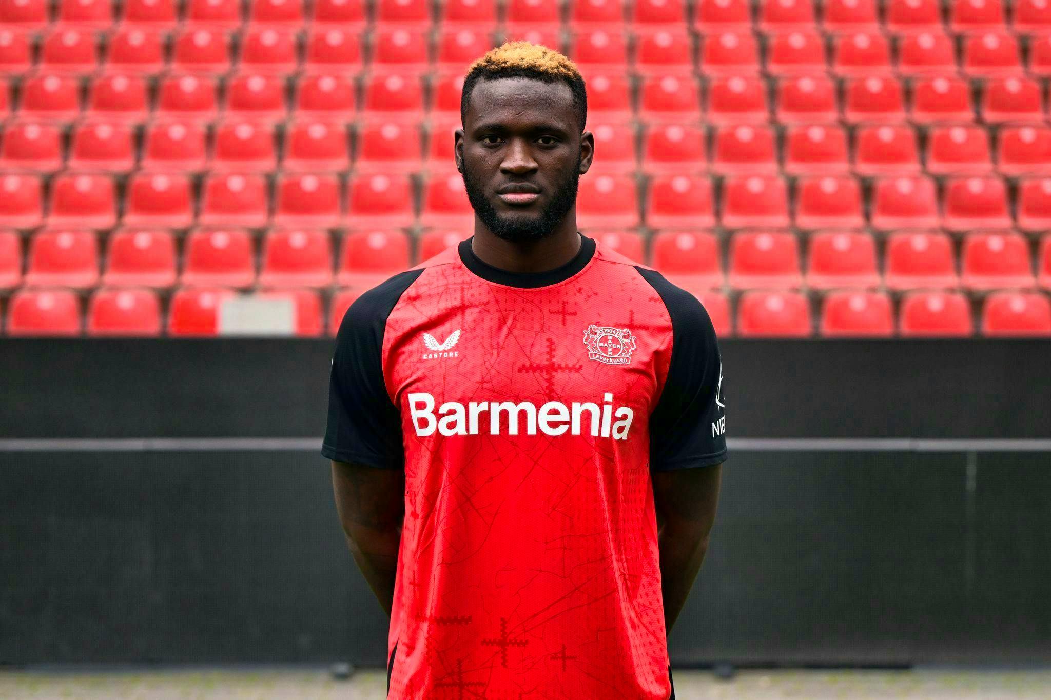 Leverkusen Striker Boniface Involved In Car Accident | Blue News