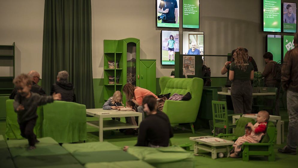 Mehr als 340'000 Personen besuchten die diesjährige Olma - Gallery. Ein Grossteil der Möbel aus dem grünen Wohnzimmer, der Sonderschau des Kantons, hat bereits Abnehmer gefunden.