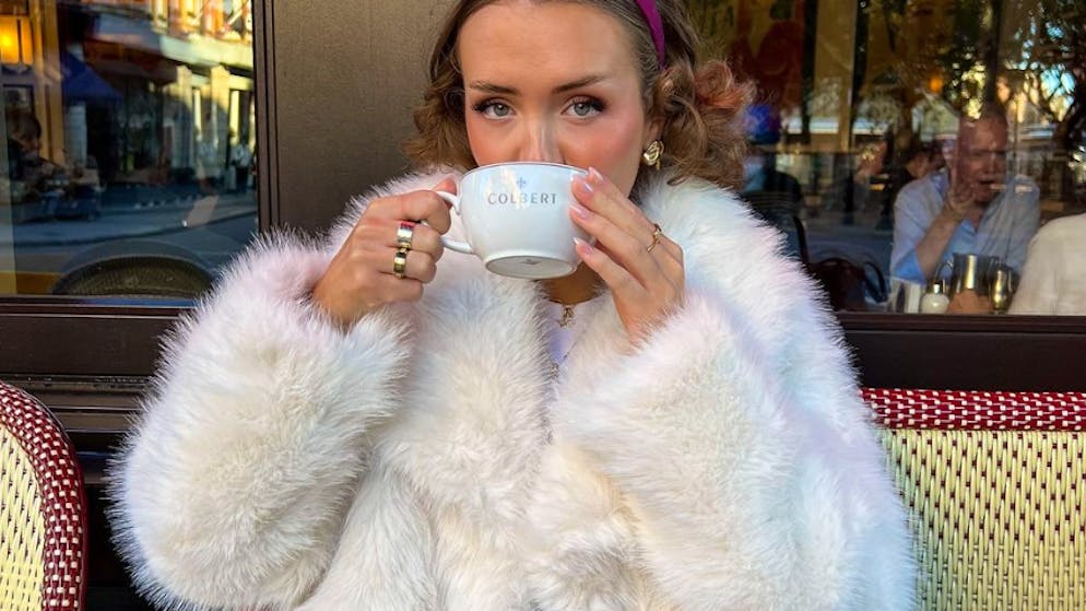 Überlänge, Fake Fur, mit Schal. Die 7 schönsten Mantel-Trends für den Herbst und Winter