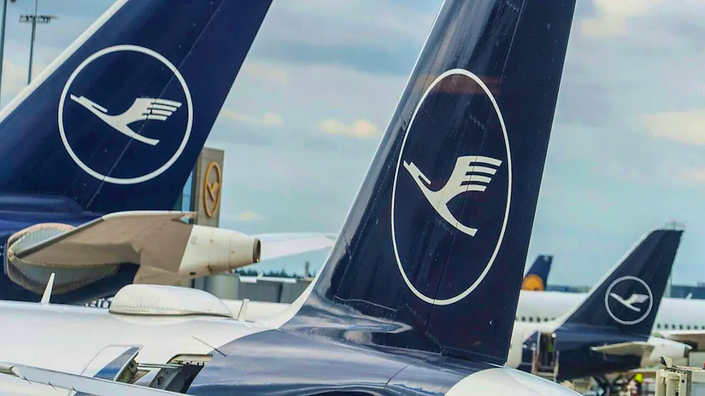 ARCHIVE - Lufthansa aircraft on the apron at Rhine-Main Airport. Photo: Andreas Arnold/dpa