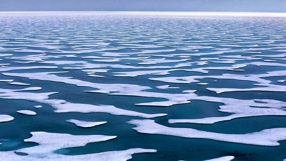 Environment Light pollution and industrial activity in the Arctic on