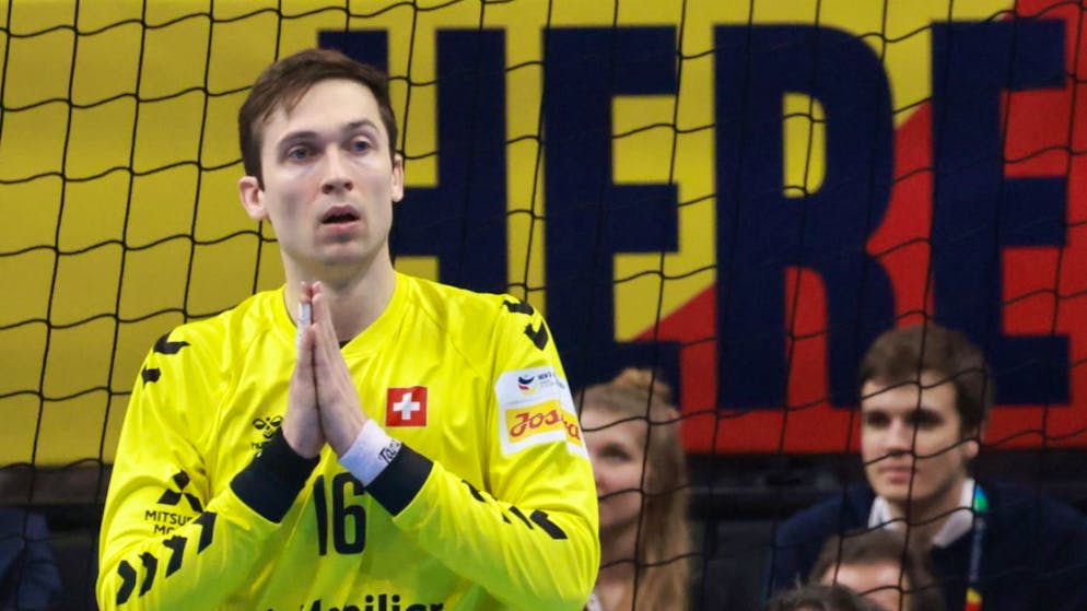 Nikola Portner - hier im EM-Spiel in Berlin gegen Frankreich - ist zurück im Handball-Nationalteam