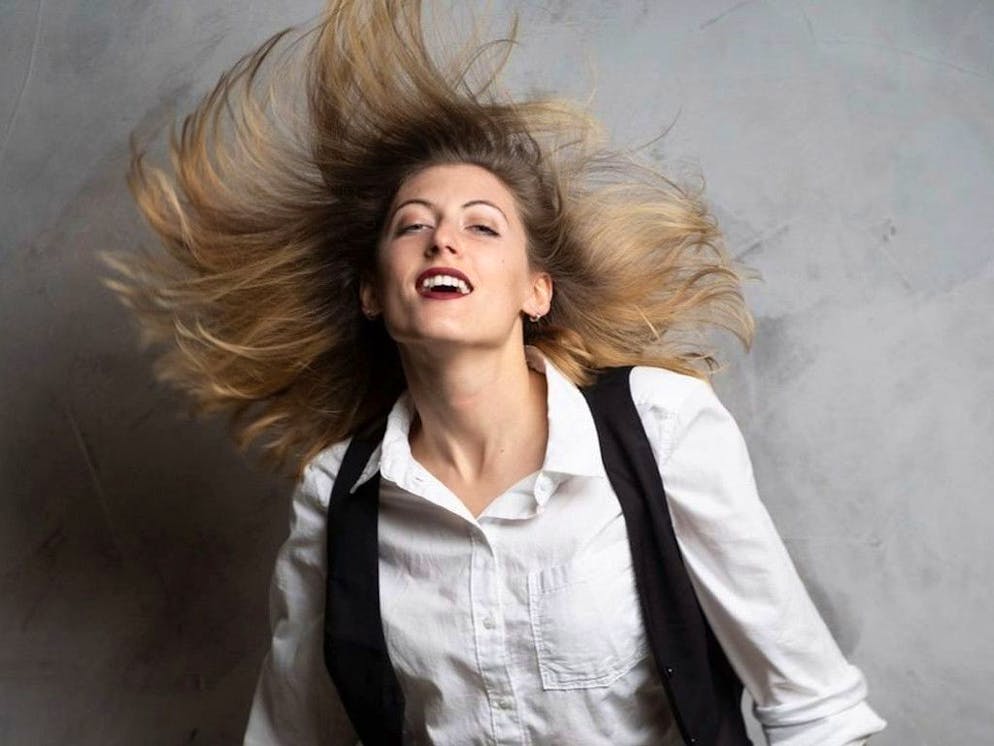 L'attrice Martina Tinnirello, uno dei personaggi di «Pesci Piccoli».