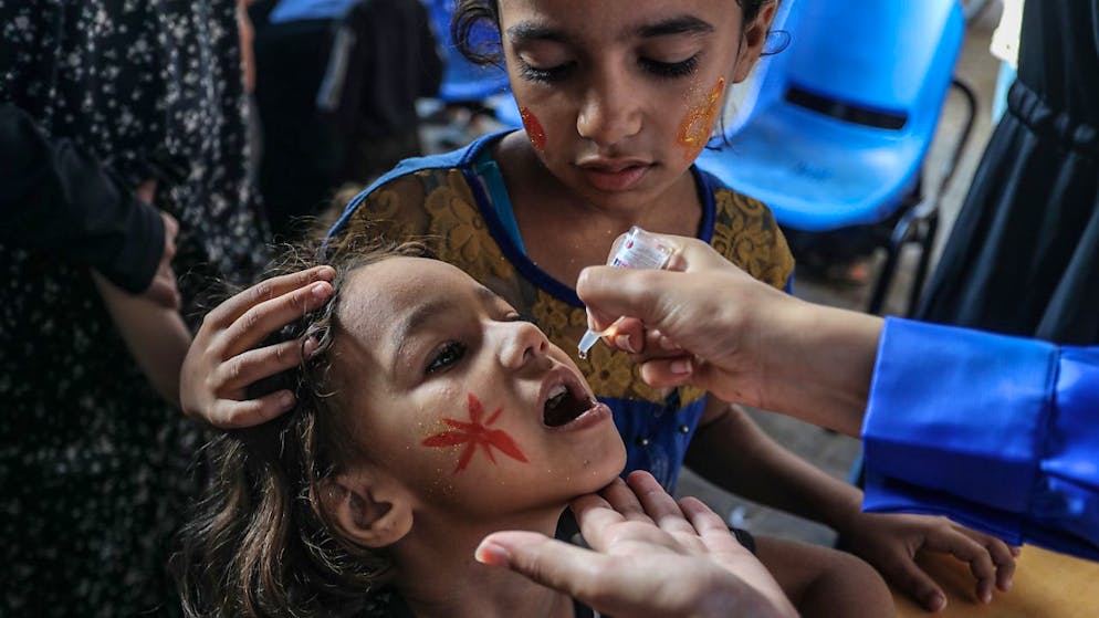 Medio Oriente. L'Oms: «Sospesa la vaccinazione antipolio a Gaza per le troppe bombe»